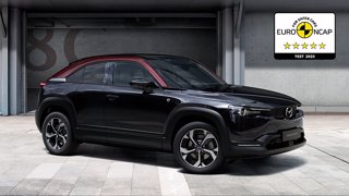La Mazda MX-30 e-Skyactiv R-EV ha ottenuto la valutazione 5 Stelle Euro NCAP