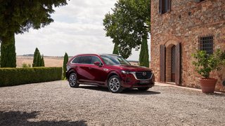 Nuova Mazda CX-80: la nuova ammiraglia Mazda a sette posti