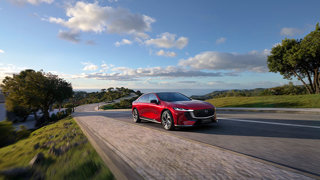 MAZDA6e VINCE IL “WORLD CAR DESIGN OF THE YEAR 2026”
