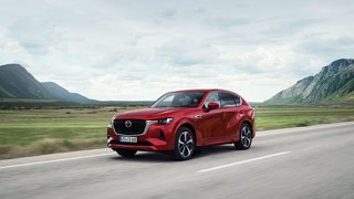 Mazda CX-60 2025: migliorano prestazioni di guida e design