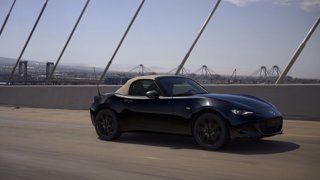 Al via la commercializzazione della Mazda MX-5 2024