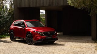 Nuova Mazda CX-5: la terza generazione del SUV di Mazda diventa più concreta, tecnologica e accessibile