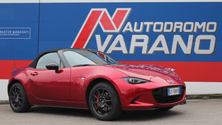 Mazda celebra la passione per la MX-5 all’Autodromo di Varano: una giornata all’insegna del “Joy of Driving”